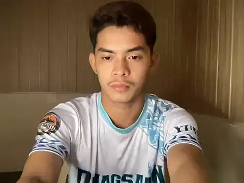 yourhotasian jhonpol16 online show from 06-19-26, 10:35