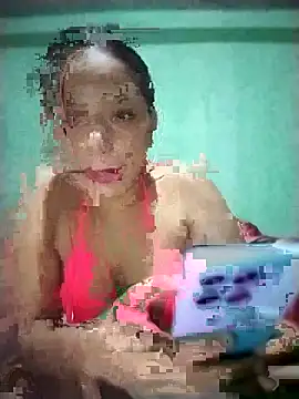 Snapshot of YuliBrayan chatting on 06-30-26, 06:03 YuliBrayan online show from 06-30-26, 06:03
