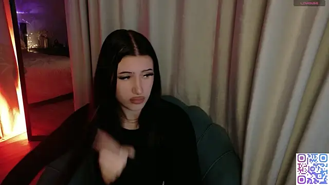 Snapshot of HazelHayesss chatting on 04-18-26, 03:49 HazelHayesss online show from 04-18-26, 03:49