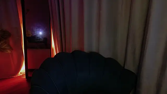 Snapshot of HazelHayesss chatting on 04-28-26, 03:50 HazelHayesss online show from 04-28-26, 03:50