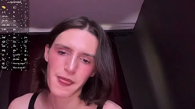 Snapshot of Niky_Long chatting on 06-21-26, 09:56 Niky Long online show from 06-21-26, 09:56