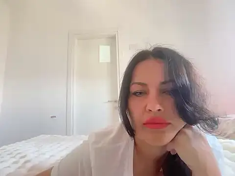 Snapshot of SeleneVane chatting on 06-27-26, 09:36 SeleneVane online show from 06-27-26, 09:36