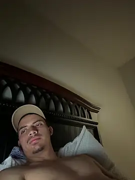 Edgar071 online show from 04-18-26, 02:04