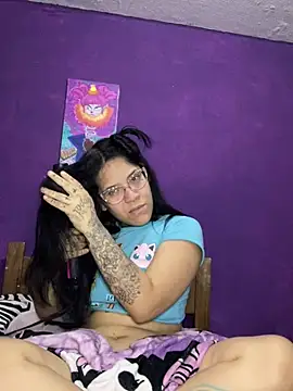 Snapshot of babytattooed chatting on 04-15-26, 02:13 babytattooed online show from 04-15-26, 02:13