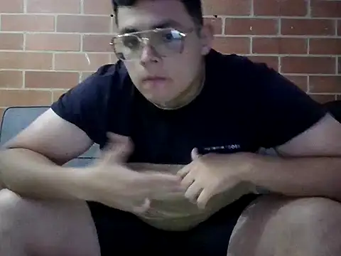 Snapshot of steef0_ chatting on 04-16-26, 03:18 steef0 online show from 04-16-26, 03:18