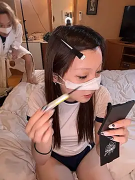 Snapshot of kiichi0222 chatting on 06-12-26, 10:25 kiichi0222 online show from 06-12-26, 10:25