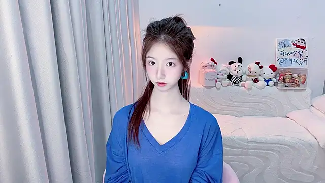 Snapshot of lucky-tt chatting on 07-14-26, 12:11 lucky-tt online show from 07-14-26, 12:11