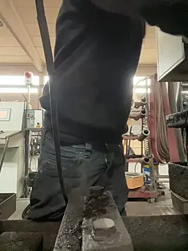 Snapshot of masterbdsmx chatting on 04-13-26, 10:32 masterbdsmx online show from 04-13-26, 10:32