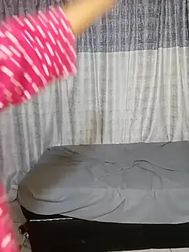 Candies000 online show from 06-20-26, 04:37
