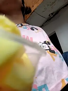 JohanitaRex2 online show from 04-13-26, 07:19