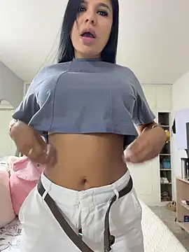 Elara Luxe online show from 05-31-26, 08:10