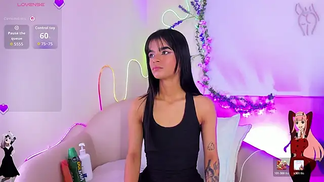 luna-bella  online show from 07-17-26, 04:08