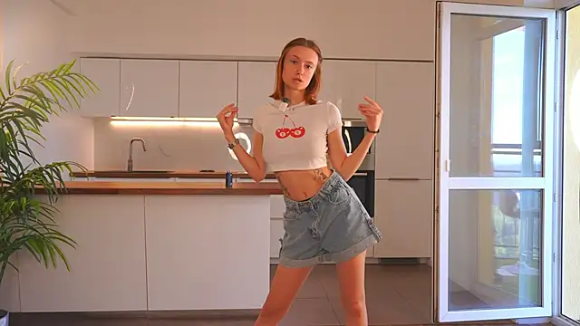 Snapshot of AlvaCatterton chatting on 05-25-26, 02:12 AlvaCatterton online show from 05-25-26, 02:12