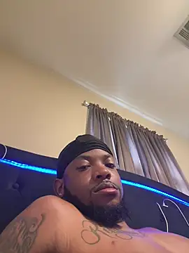 Snapshot of blackdiesel0 chatting on 05-11-26, 02:56 blackdiesel0 online show from 05-11-26, 02:56