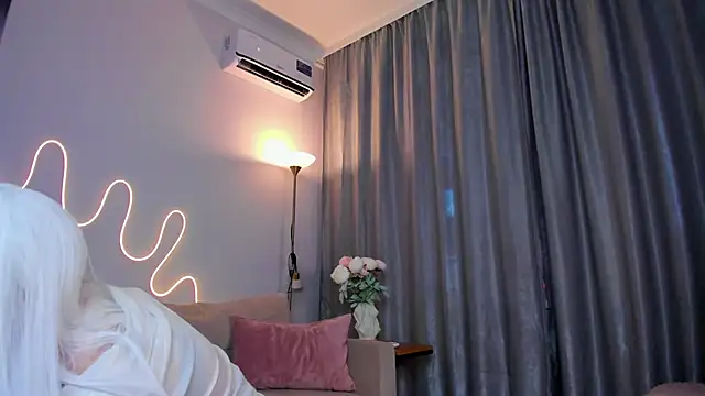 Sophia cutegirly online show from 06-03-26, 01:57