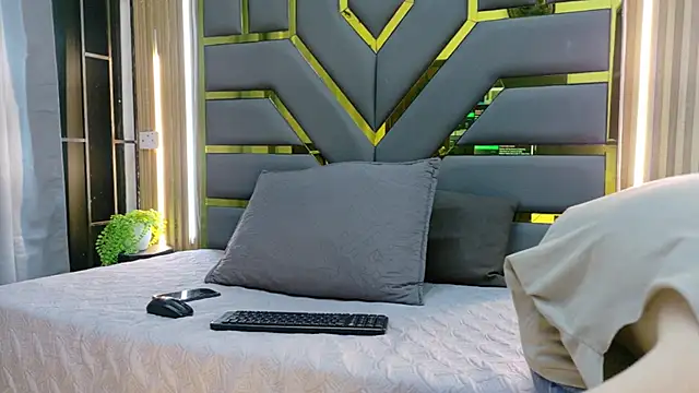 Leo Miller  online show from 04-23-26, 11:31