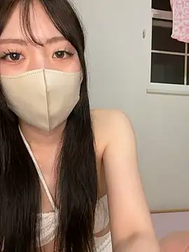 Snapshot of seira6666 chatting on 05-20-26, 12:11 seira6666 online show from 05-20-26, 12:11