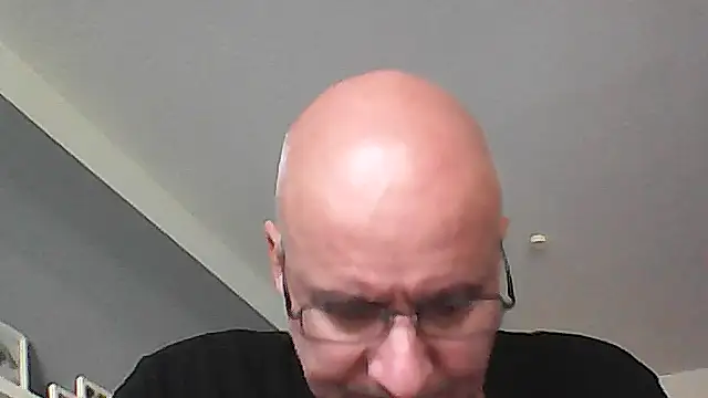 Snapshot of mannohmann5 chatting on 07-30-26, 08:02 mannohmann5 online show from 07-30-26, 08:02