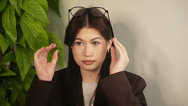 Snapshot of CiaraAncar chatting on 04-16-26, 04:24 CiaraAncar online show from 04-16-26, 04:24