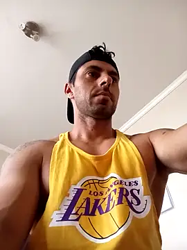 Snapshot of Fittrainer21 chatting on 04-29-26, 09:10 Fittrainer21 online show from 04-29-26, 09:10