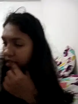 Snapshot of MariasPx chatting on 04-14-26, 05:35 MariasPx online show from 04-14-26, 05:35