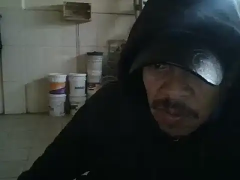 Snapshot of Oskr2024XXX chatting on 01-07-25, 10:52 Oskr2024XXX online show from 01-07-25, 10:52