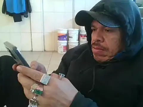 Snapshot of Oskr2024XXX chatting on 01-15-25, 09:30 Oskr2024XXX online show from 01-15-25, 09:30