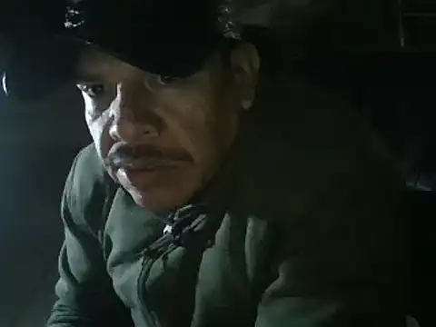 Snapshot of Oskr2024XXX chatting on 01-20-25, 01:39 Oskr2024XXX online show from 01-20-25, 01:39