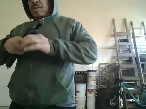 Snapshot of Oskr2024XXX chatting on 02-09-25, 02:07 Oskr2024XXX online show from 02-09-25, 02:07