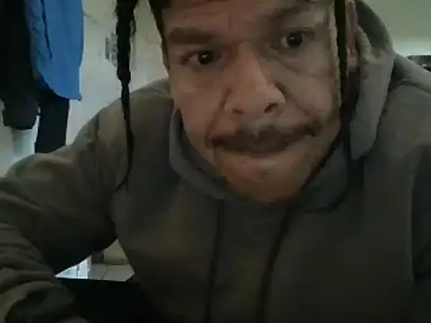 Snapshot of Oskr2024XXX chatting on 02-27-25, 12:32 Oskr2024XXX online show from 02-27-25, 12:32