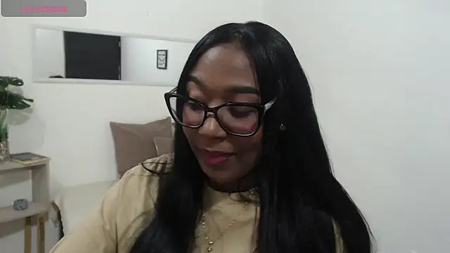 Snapshot of Chell_Ivy chatting on 04-15-26, 03:30 Chell Ivy online show from 04-15-26, 03:30