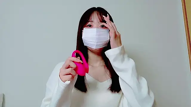 Yuyu xoxo online show from 04-15-26, 11:50