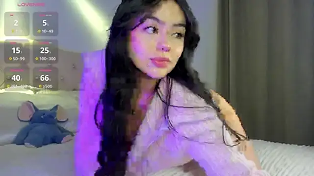 holly444  online show from 06-04-26, 04:51