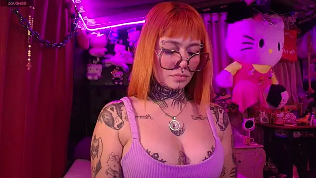 Snapshot of MelodyPrive chatting on 07-01-26, 04:58 MelodyPrive online show from 07-01-26, 04:58
