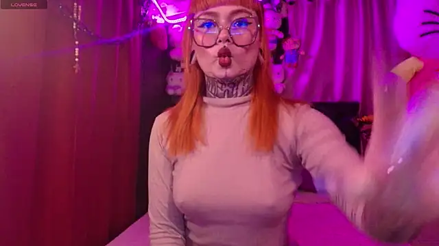 Snapshot of MelodyPrive chatting on 07-03-26, 02:29 MelodyPrive online show from 07-03-26, 02:29