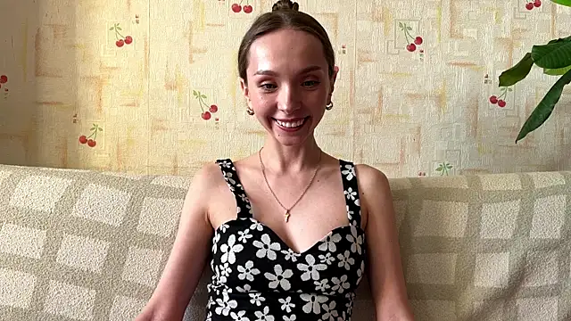Snapshot of AdriannaBill chatting on 05-16-26, 04:17 AdriannaBill online show from 05-16-26, 04:17