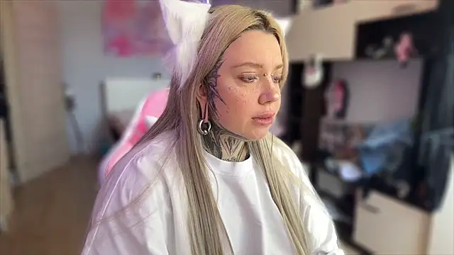 Chibiis online show from 04-21-26, 09:48