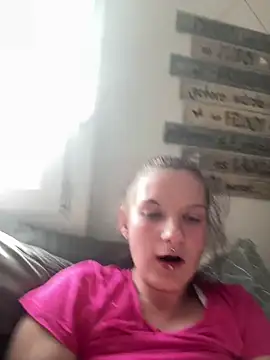 Snapshot of Lisa-Meier chatting on 04-16-26, 03:46 Lisa-Meier online show from 04-16-26, 03:46