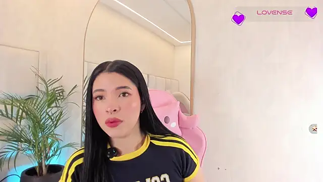 Snapshot of imnikaa_ chatting on 06-27-26, 02:23 imnikaa online show from 06-27-26, 02:23