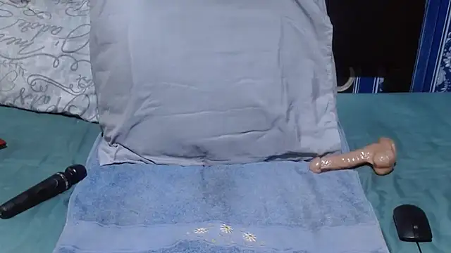 YummyBrownyxx online show from 07-30-26, 03:11