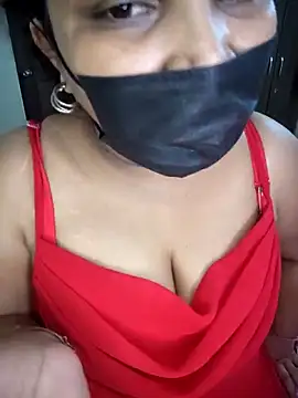 Snapshot of Lusi_G chatting on 04-15-26, 08:21 Lusi G online show from 04-15-26, 08:21