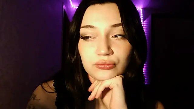 Snapshot of babelillian chatting on 04-15-26, 07:58 babelillian online show from 04-15-26, 07:58