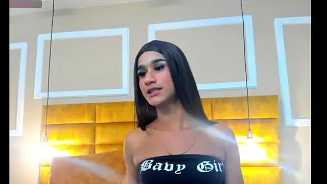 Snapshot of tiffanykanox chatting on 05-21-26, 08:05 tiffanykanox online show from 05-21-26, 08:05