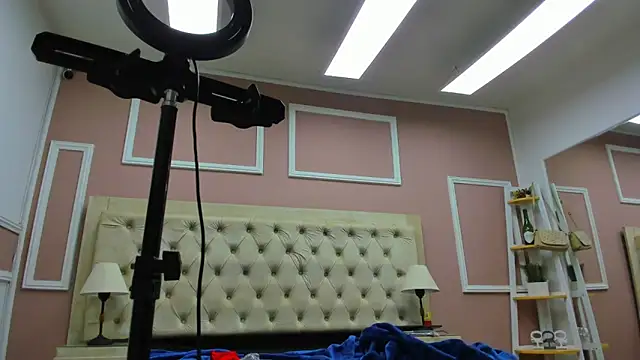 Snapshot of tiffanykanox chatting on 05-29-26, 03:37 tiffanykanox online show from 05-29-26, 03:37