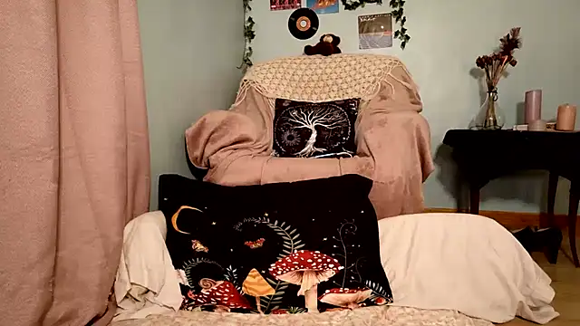 missclochette online show from 06-09-26, 12:06
