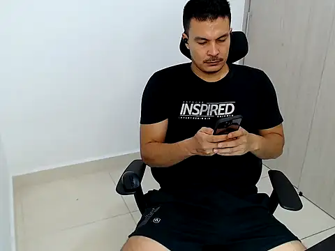 Snapshot of Galindo_30 chatting on 04-16-26, 01:45 Galindo 30 online show from 04-16-26, 01:45