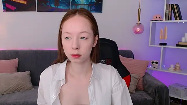 Snapshot of AdeleLang chatting on 05-04-26, 04:08 AdeleLang online show from 05-04-26, 04:08