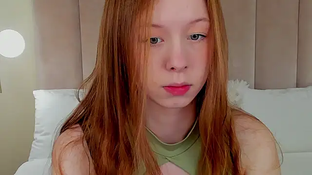 Snapshot of AdeleLang chatting on 05-16-26, 03:36 AdeleLang online show from 05-16-26, 03:36