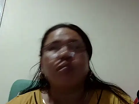 HottyCurlyPeanut online show from 04-15-26, 04:47