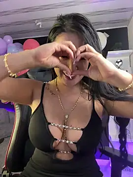 Sara fun online show from 01-30-25, 09:04